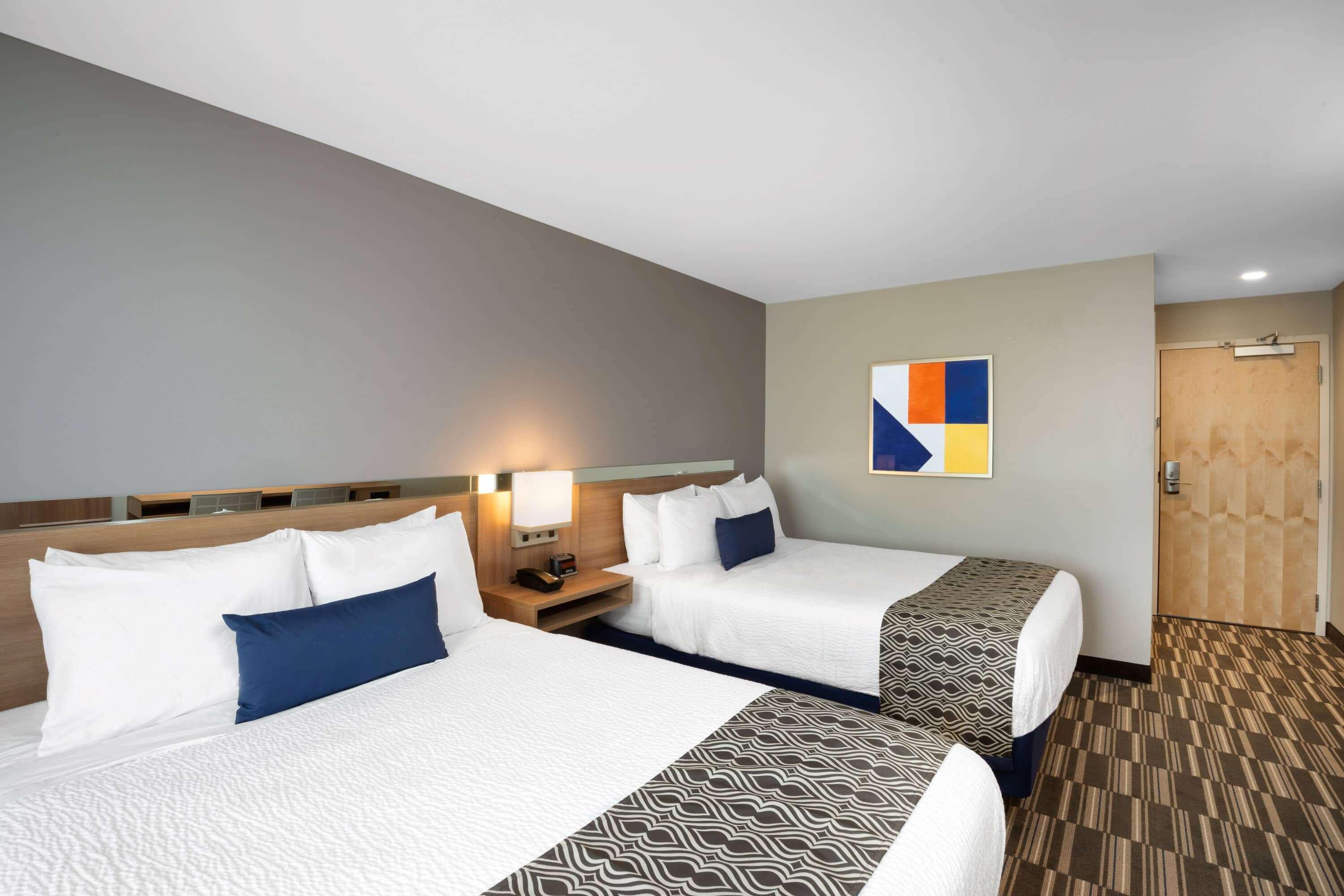 Microtel Inn & Suites By Wyndham Farmington Luaran gambar